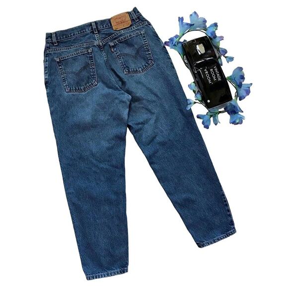 Vintage Levi's Tapered Jeans for Women Size 16 - Picture 5 of 9